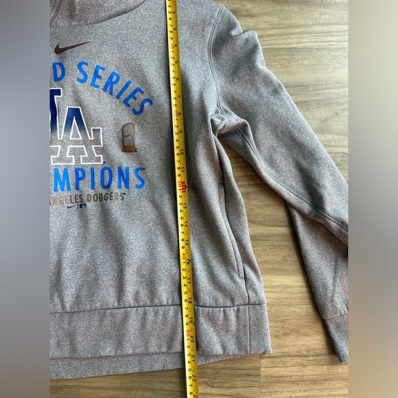 Nike MLB Los Angeles Dodgers Womens
Size M Hoodie 2020 World Series Champions - Picture 4 of 5